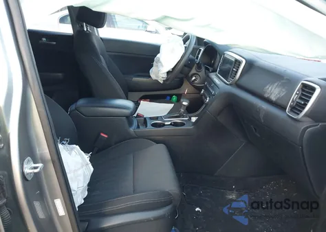 2021 Kia Sportage Lx z USA, uszkodzony, nr VIN KNDPM3AC5M7934410